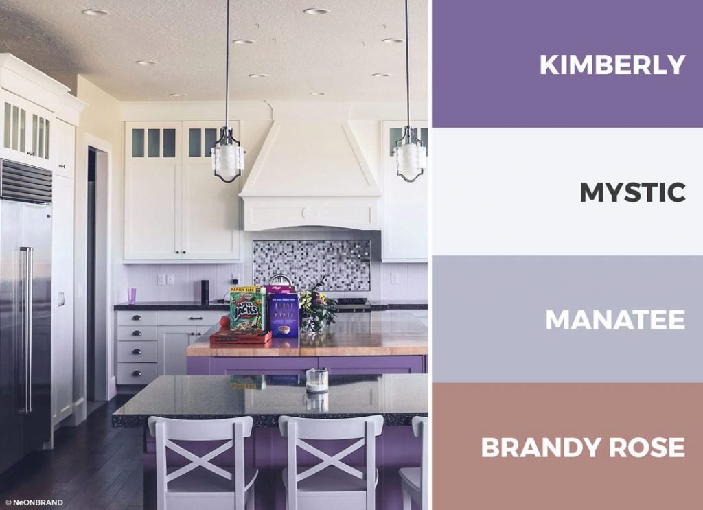 ترکیب بندی رنگ آشپزخانه بنفش و بژ :