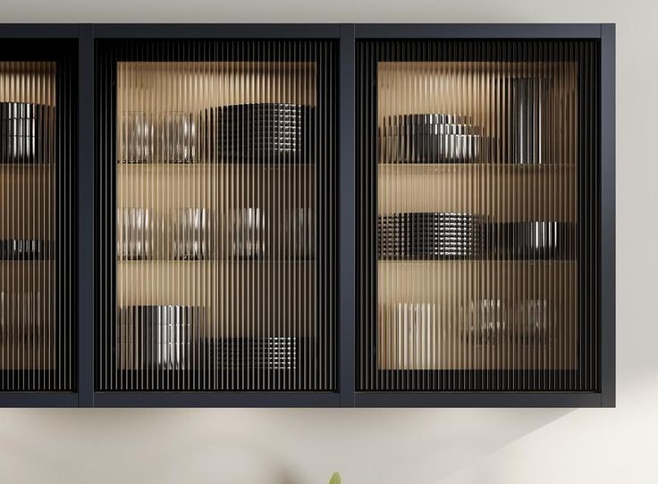 کابینت شیشه ای مات قابل استفاده برای انواع ظروف