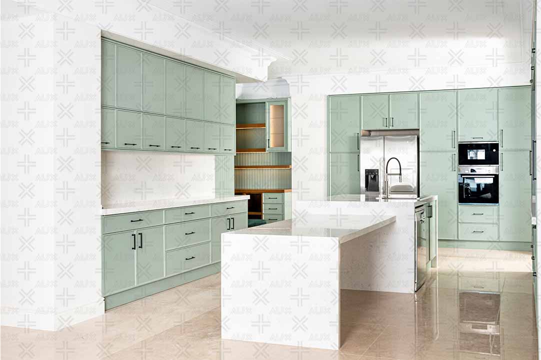 کابینت نئوکلاسیک دو رنگ