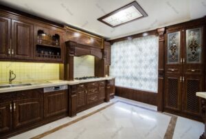 آشپزخانه تمام چوب با کابینت کلاسیک قهوه‌ای تیره