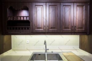 طراحی آشپزخانه با کابینت کلاسیک