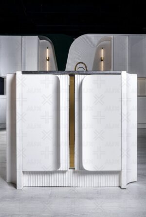 کابینت مدرن بدون دستگیره با طراحی منحنی سفید و سبز در آشپزخانه لوکس