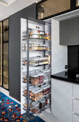 آشپزخانه با کابینت‌های بدون دستگیره