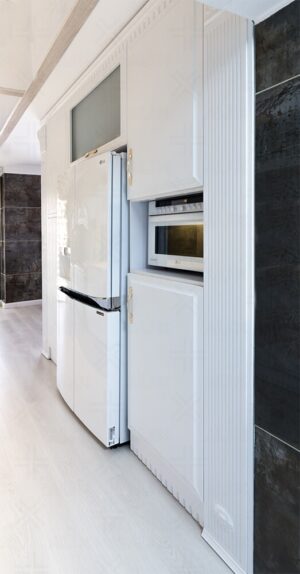 نمای کابینت سفید چوبی