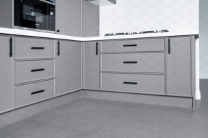 کابینت نئوکلاسیک با ترکیب کشو و درب بلند