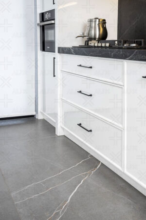 فضای نئوکلاسیک آشپزخانه با جزئیات مدرن