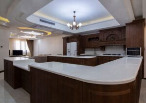 مدل کابینت چوبی لوکس با طراحی کلاسیک و صفحه سنگ مرم