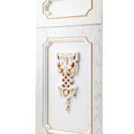 درب کابینت سفید منبت کاری شده از برند آکس چوب کد ۱۰۹۴