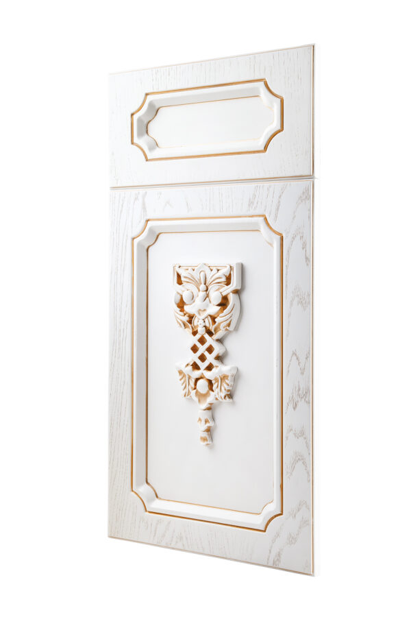 درب کابینت سفید منبت کاری شده از برند آکس چوب کد ۱۰۹۴