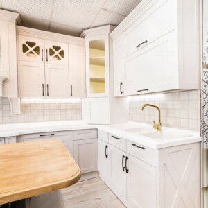 کابینت و جزیره نئوکلاسیک