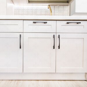 کابینت سفید آکس چوب